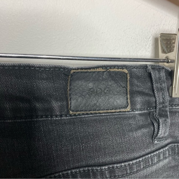 BDG super high rise twig ankle black jeans size 32 - Picture 7 of 9